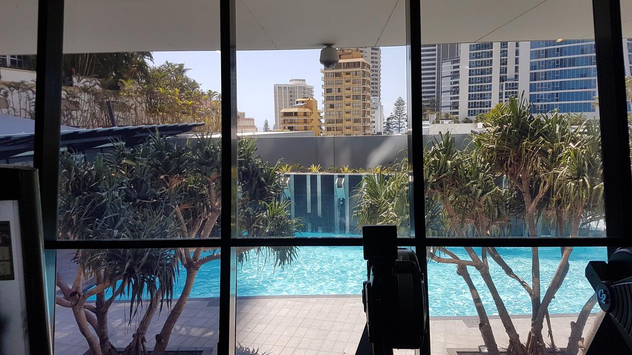 Circle Surfers Paradise Holidays Екстериор снимка