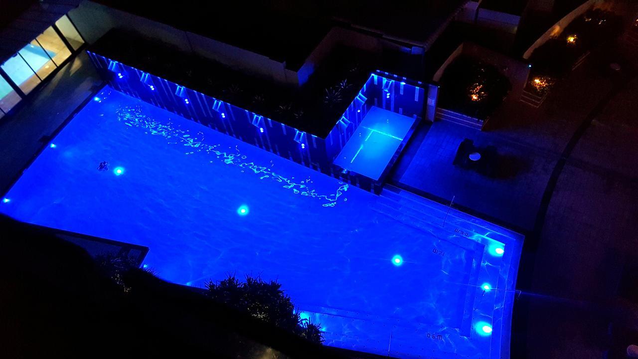 Circle Surfers Paradise Holidays Екстериор снимка